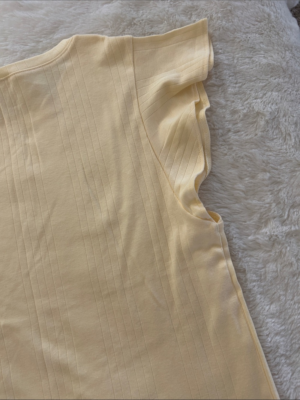 Light Yellow Ribbed Flutter Sleeve Top - Picture 3 of 3